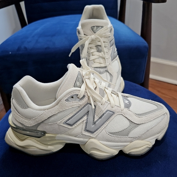 New Balance Unisex 9060 - Picture 1 of 7